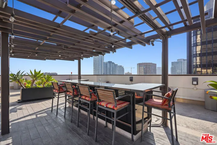 655 S Hope Street 601, Los Angeles, California 90017