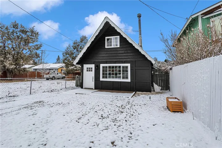 2189 1st Lane, Big Bear City, California 92314