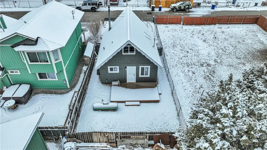 2189 1st Lane, Big Bear City, California 92314