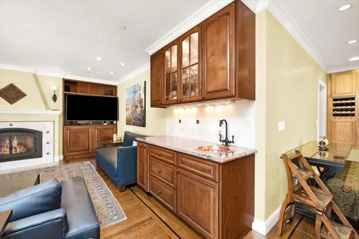 2113 Hopkins Avenue, Redwood City, California 94062