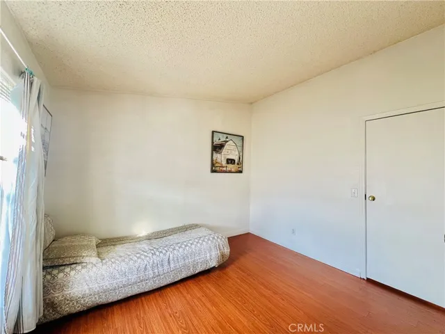 2nd bedroom - view 4