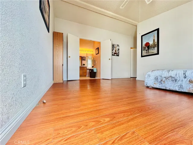 Master bedroom - view 5