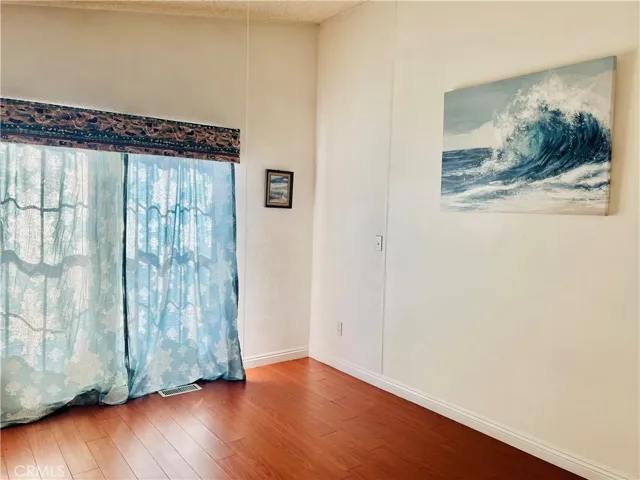 Dining room - view 1