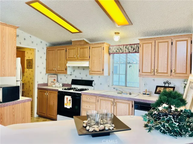 Kitchen - view 6