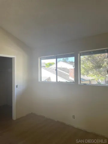 8223 Caminito Modena, La Jolla, California 92037