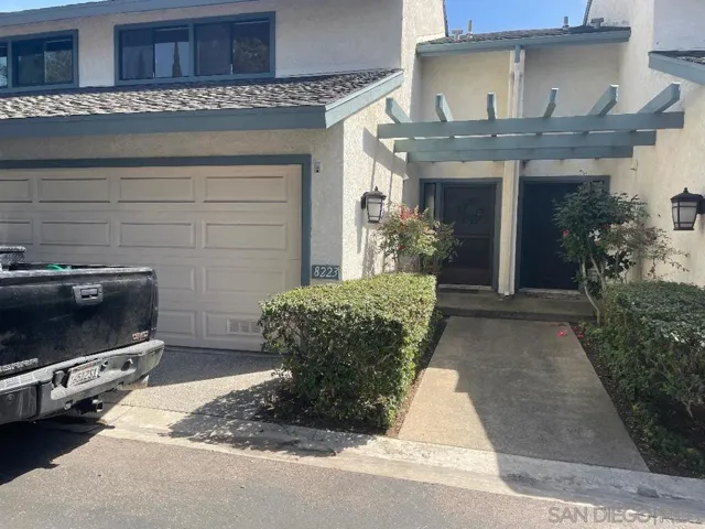 8223 Caminito Modena, La Jolla, California 92037