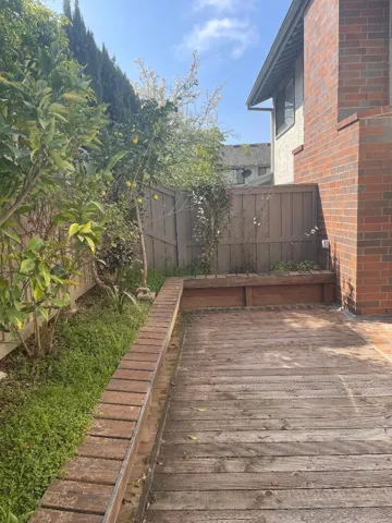 8223 Caminito Modena, La Jolla, California 92037