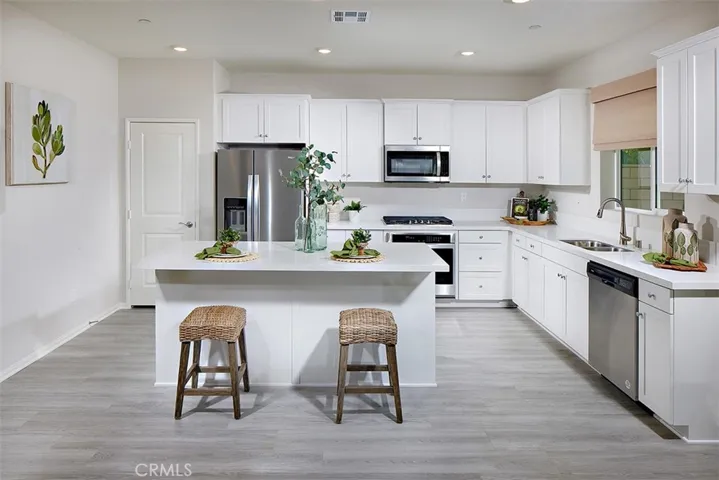 31097 Linden Flower Road, Winchester, California 92596