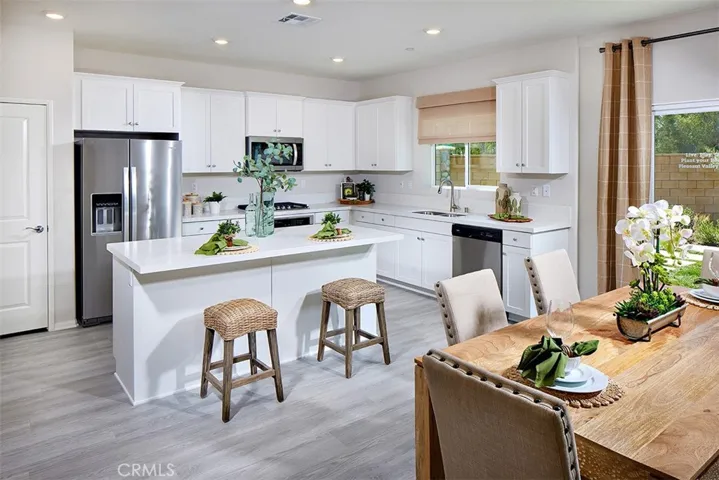 31097 Linden Flower Road, Winchester, California 92596