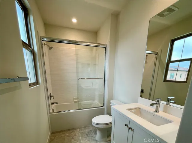 222 Ashby, Irvine, California 92618