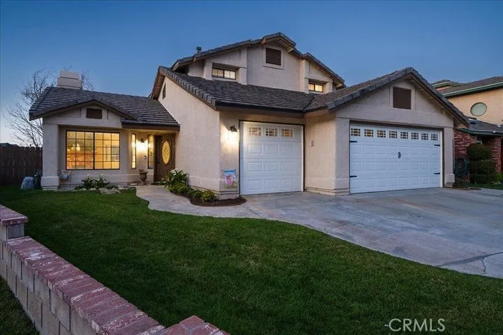 3153 Gingerwood Lane, Lancaster, California 93536