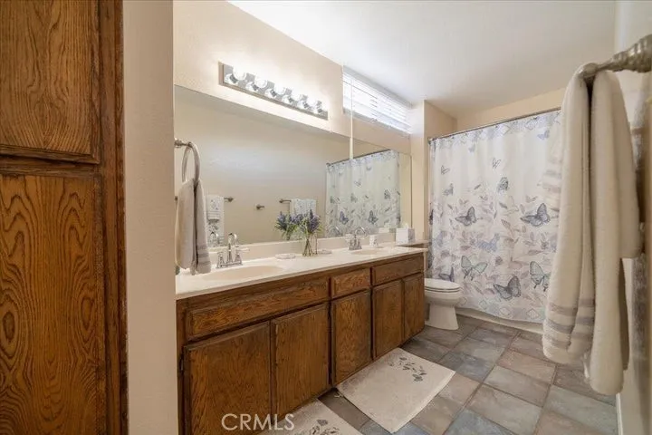 3153 Gingerwood Lane, Lancaster, California 93536