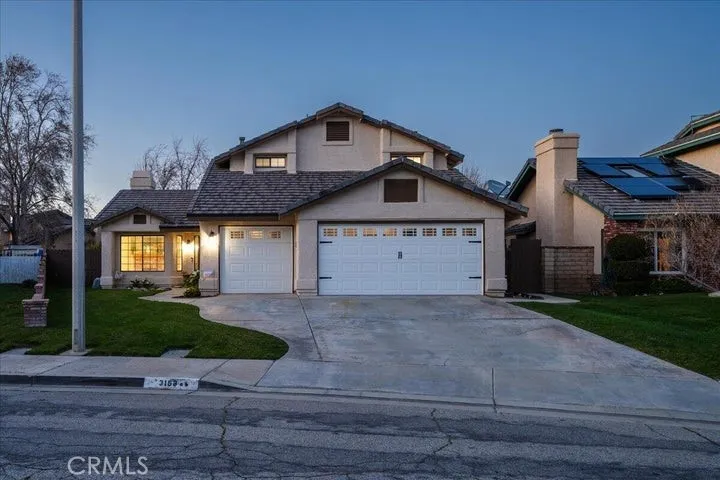 3153 Gingerwood Lane, Lancaster, California 93536