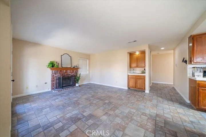 3153 Gingerwood Lane, Lancaster, California 93536
