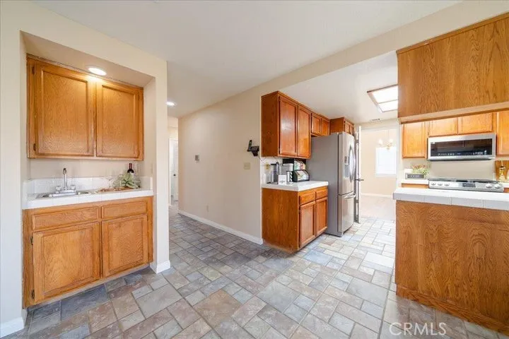 3153 Gingerwood Lane, Lancaster, California 93536