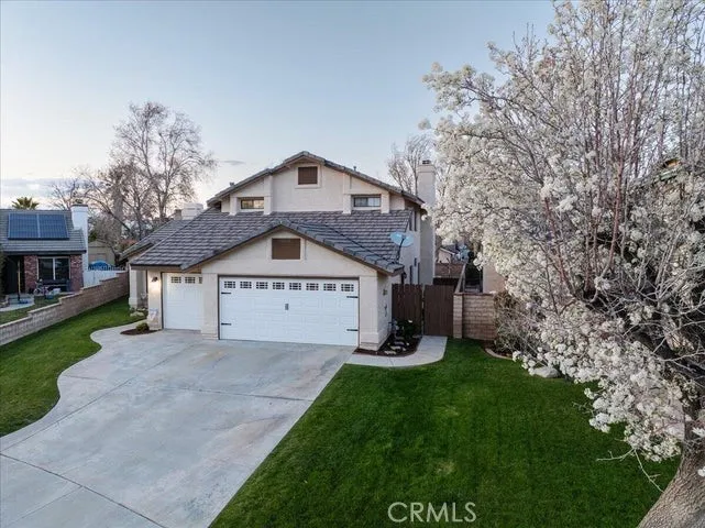 3153 Gingerwood Lane, Lancaster, California 93536