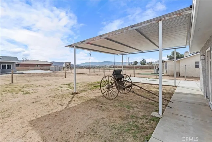 14115 Quinnault Road, Apple Valley, California 92307