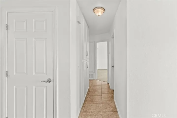 14115 Quinnault Road, Apple Valley, California 92307