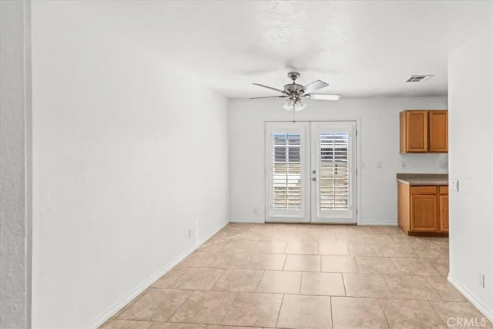 14115 Quinnault Road, Apple Valley, California 92307