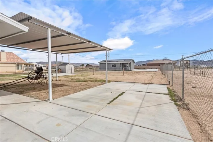 14115 Quinnault Road, Apple Valley, California 92307