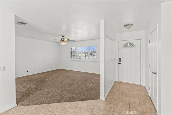 14115 Quinnault Road, Apple Valley, California 92307