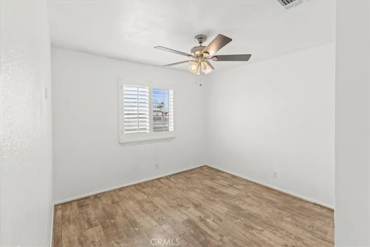 14115 Quinnault Road, Apple Valley, California 92307