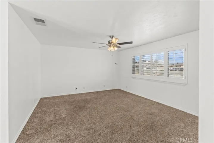 14115 Quinnault Road, Apple Valley, California 92307