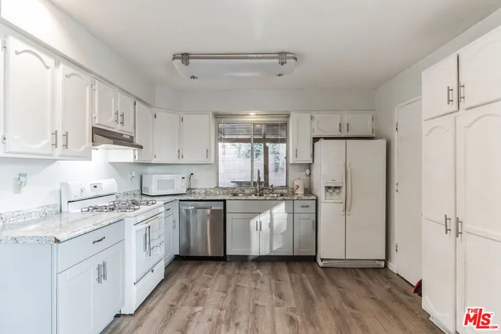 1511 E Central Avenue, Redlands, California 92374