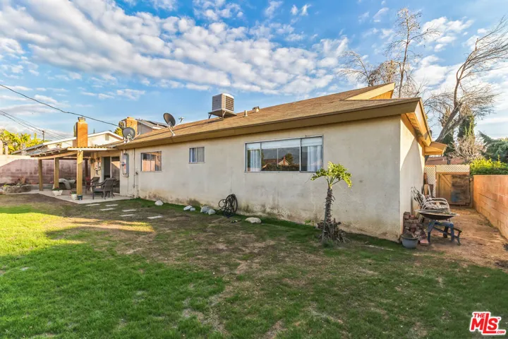 1511 E Central Avenue, Redlands, California 92374
