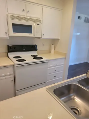 10655 Lemon Avenue 3005, Rancho Cucamonga, California 91737