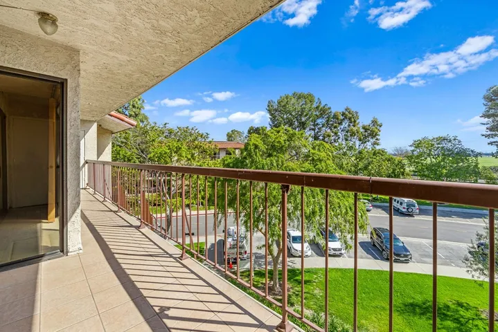 13601 Del Monte Dr. #84c M17, Seal Beach, California 90740