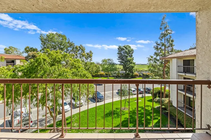 13601 Del Monte Dr. #84c M17, Seal Beach, California 90740