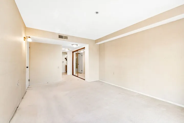 13601 Del Monte Dr. #84c M17, Seal Beach, California 90740