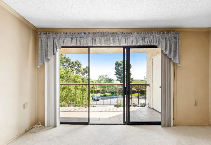 East Facing unit