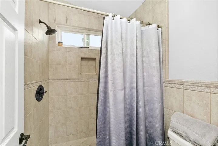 Primary shower