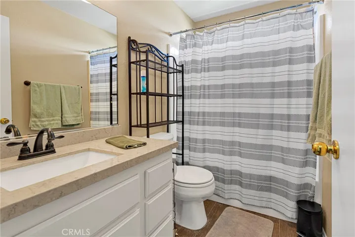 12030 Royal Oaks Road, Victorville, California 92392