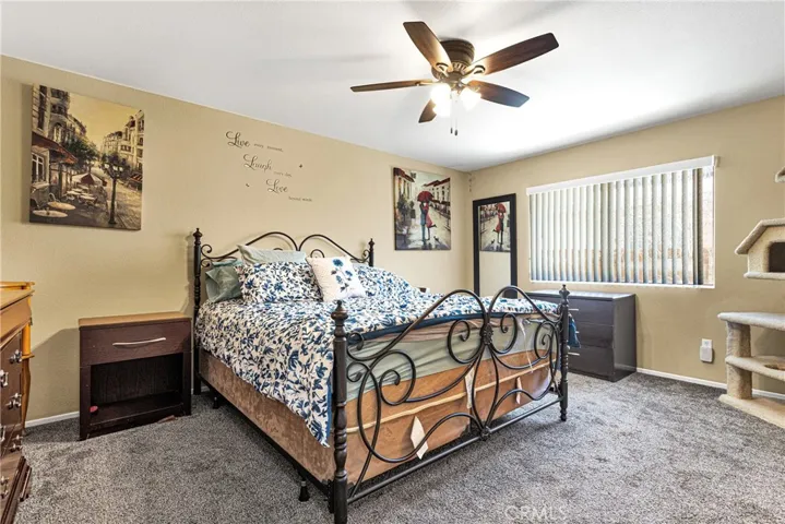 12030 Royal Oaks Road, Victorville, California 92392