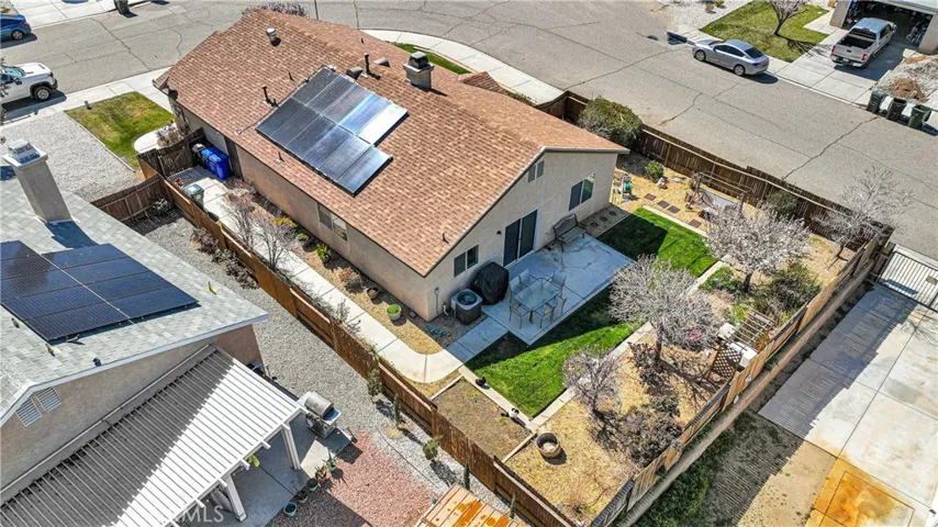 12030 Royal Oaks Road, Victorville, California 92392