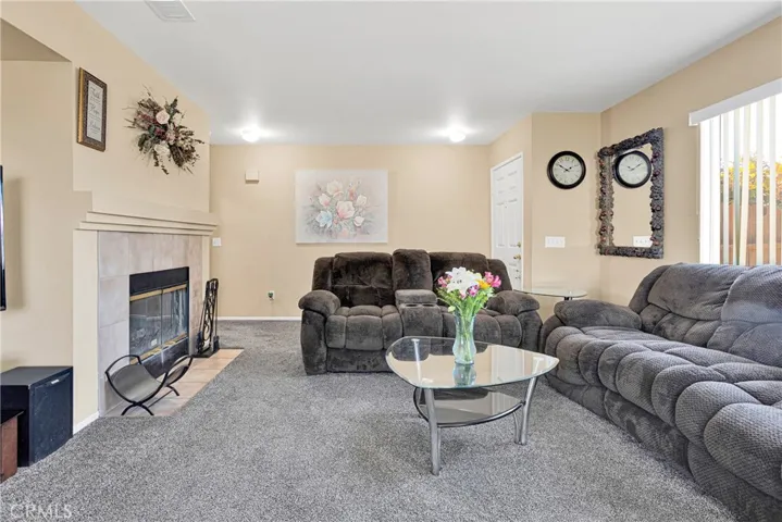 12030 Royal Oaks Road, Victorville, California 92392