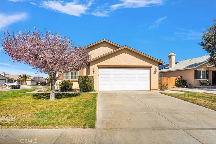 12030 Royal Oaks Road, Victorville, California 92392