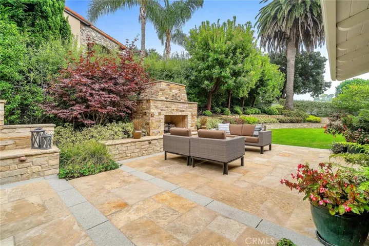2140 Chelsea Road, Palos Verdes Estates, California 90274