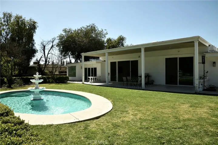 9816 Belmar Avenue, Northridge, California 91324