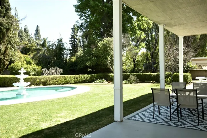 9816 Belmar Avenue, Northridge, California 91324