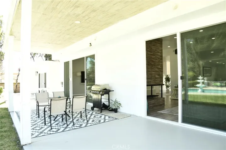 9816 Belmar Avenue, Northridge, California 91324
