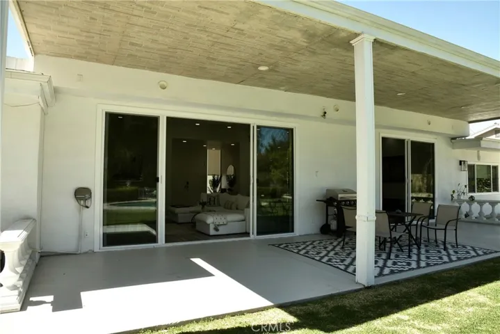 9816 Belmar Avenue, Northridge, California 91324