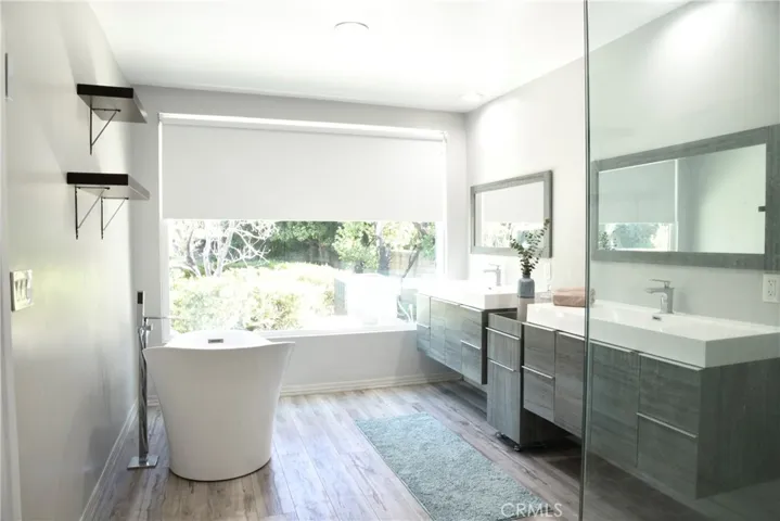 9816 Belmar Avenue, Northridge, California 91324