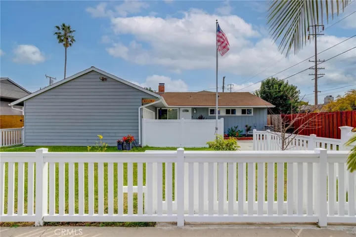 6406 E Fairbrook Street, Long Beach, California 90815