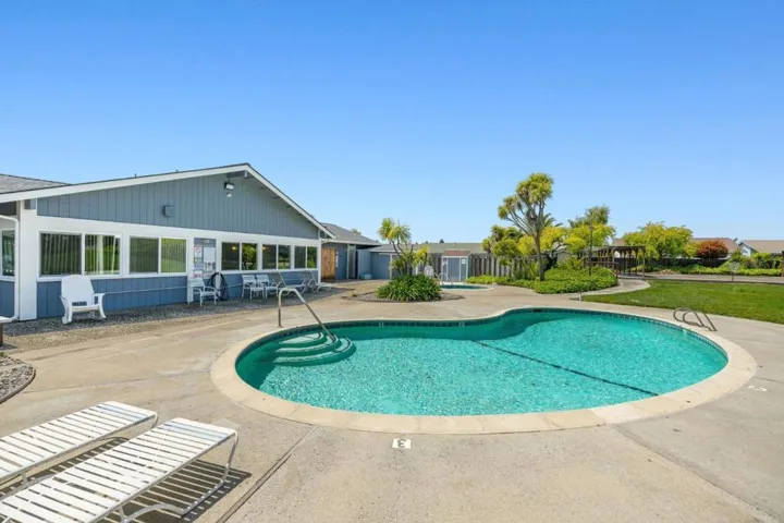 708 Almond Drive, Watsonville, California 95076
