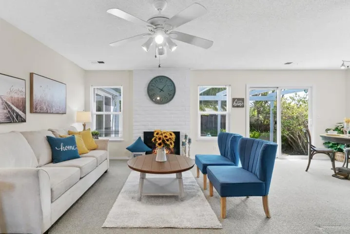 708 Almond Drive, Watsonville, California 95076