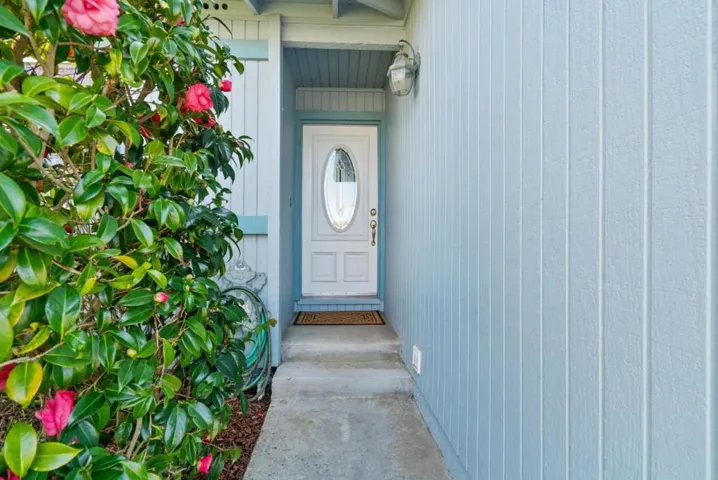 708 Almond Drive, Watsonville, California 95076